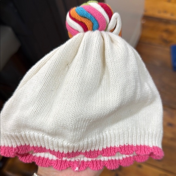 Gymboree White Beanie with Pink Trim and Colorful Pom Pom Winter Hat 100% cotton - Picture 6 of 6